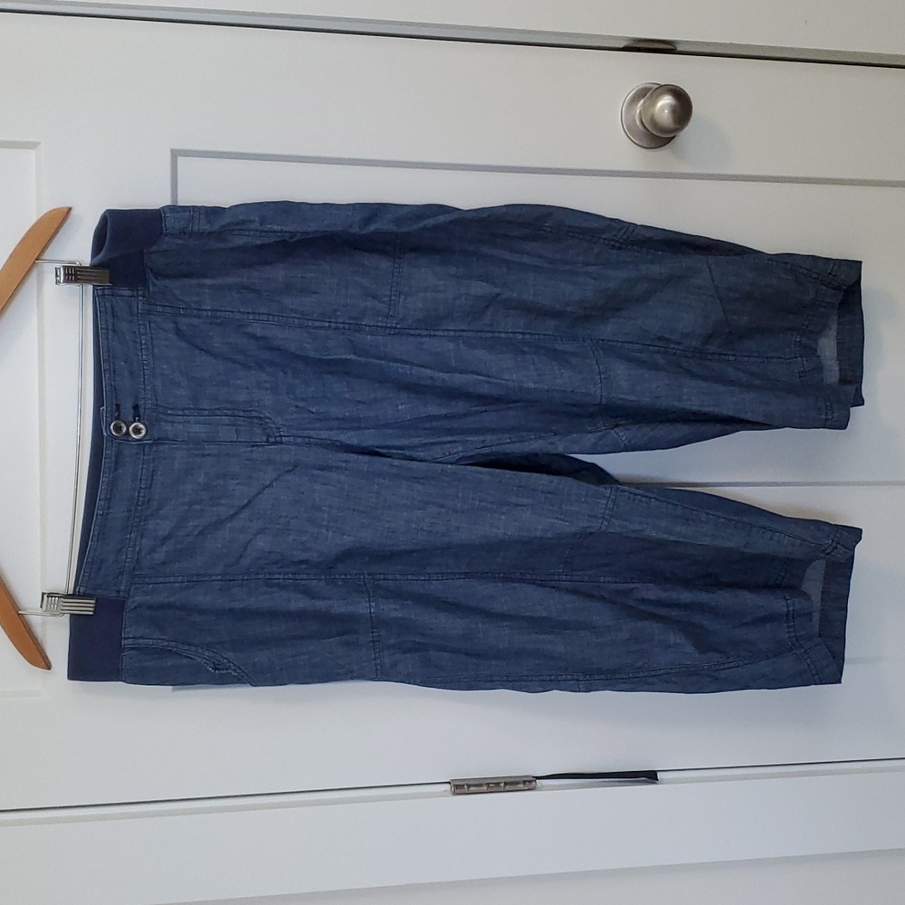 Capris